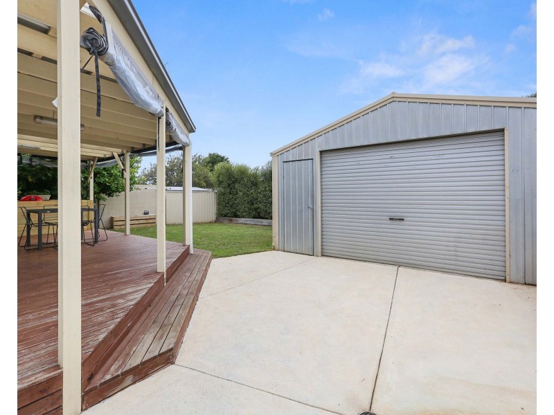 9 Pembroke Street, Corio VIC 3214