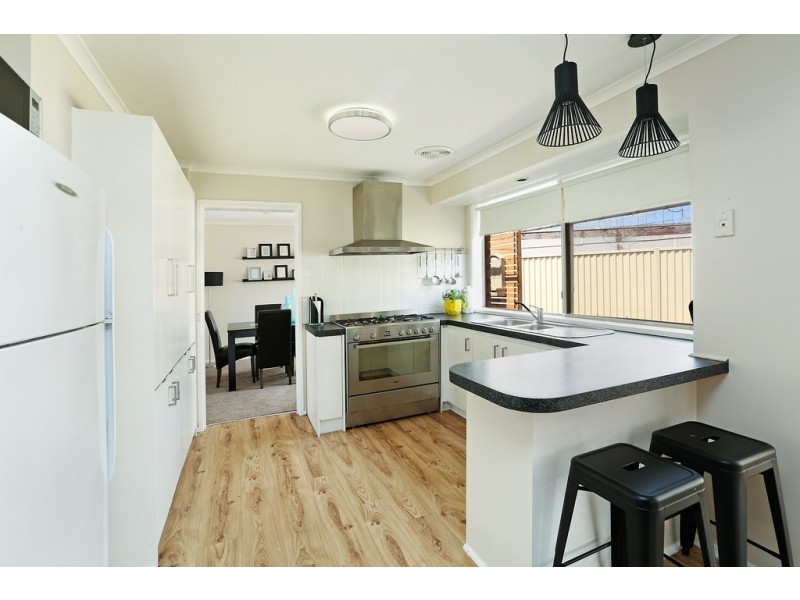 8 Cathcart Court, Corio VIC 3214