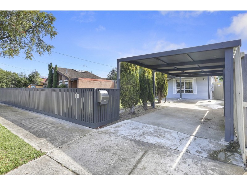 18 Merlin Crescent, Corio VIC 3214