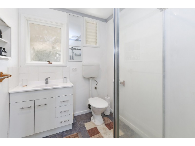 18 Merlin Crescent, Corio VIC 3214