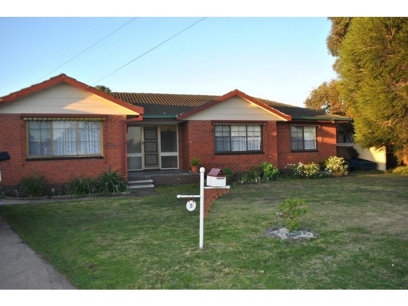 5 Waterford Avenue, Norlane VIC 3214