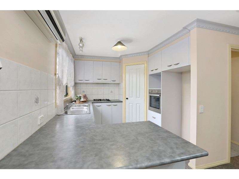 2-4 Marina Court, Lara VIC 3212