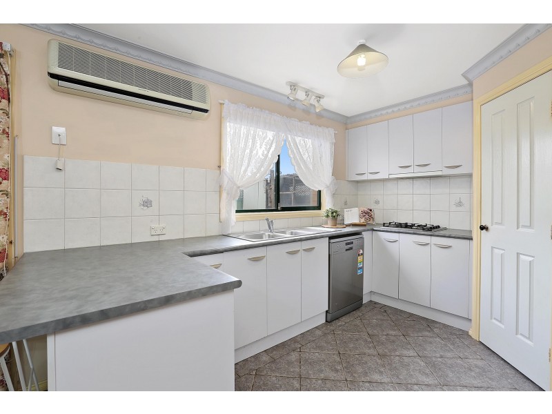 2-4 Marina Court, Lara VIC 3212