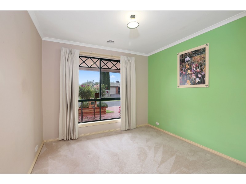 2-4 Marina Court, Lara VIC 3212