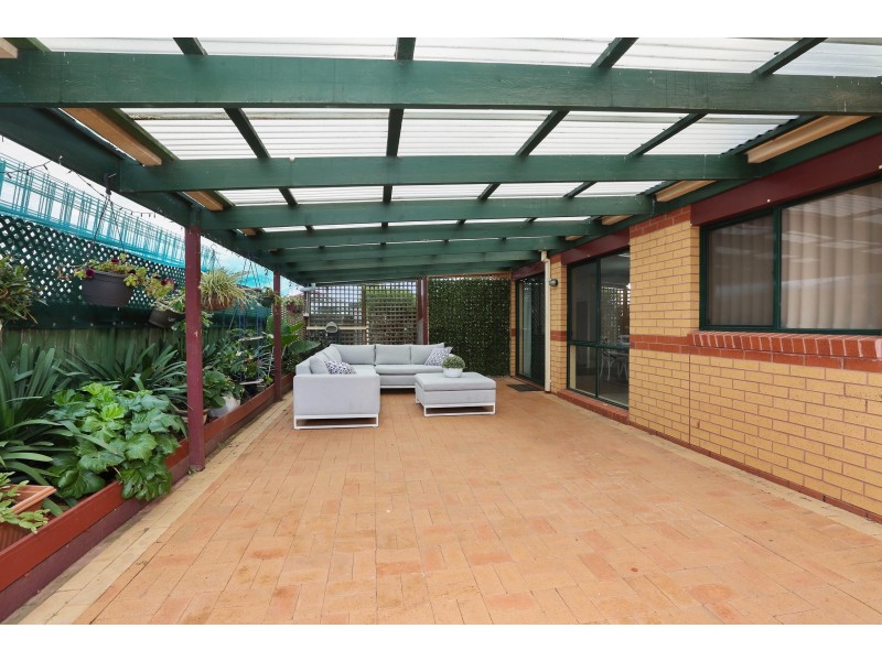 2-4 Marina Court, Lara VIC 3212