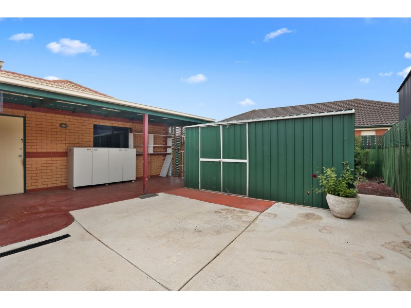 2-4 Marina Court, Lara VIC 3212