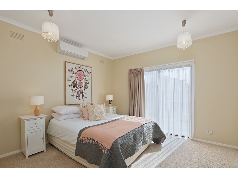 18 Ponds Drive, Lara VIC 3212