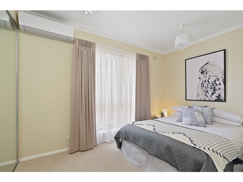 18 Ponds Drive, Lara VIC 3212