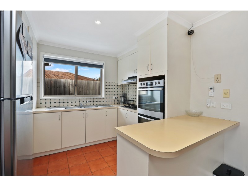 4 Grange Court, Corio VIC 3214