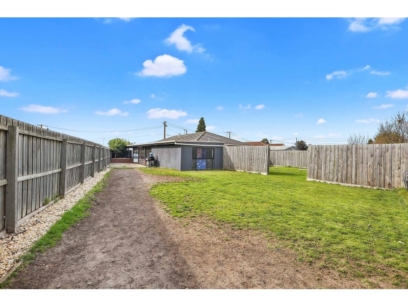 4 Grange Court, Corio VIC 3214