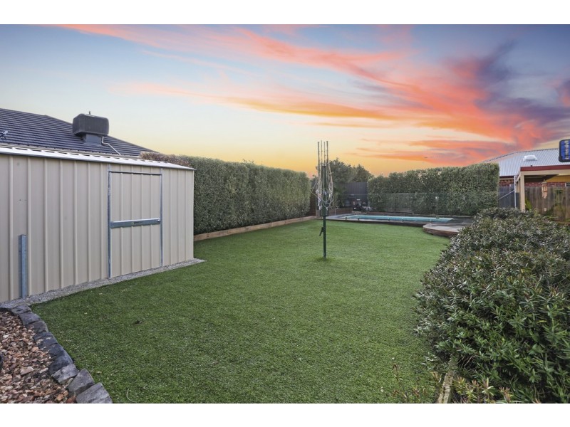 36 Lara Boulevard, Lara VIC 3212