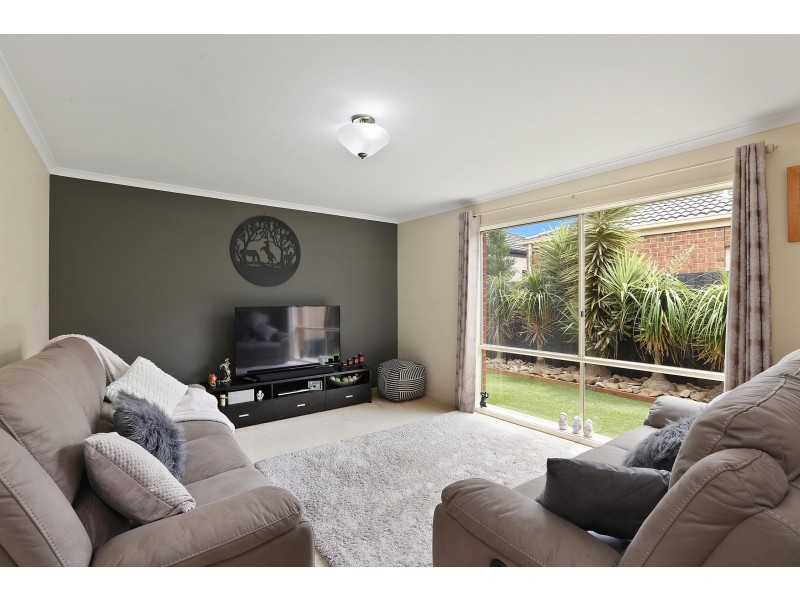 1 Nilaur Place, Lara VIC 3212