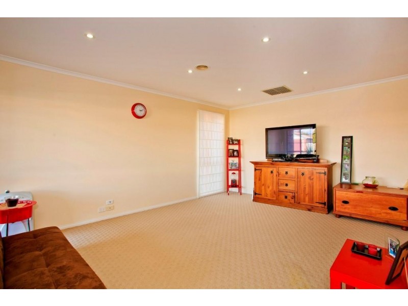 5 Marina Court, Lara VIC 3212