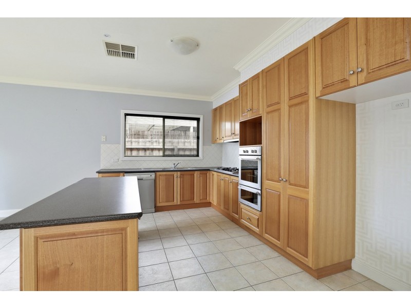 13 Maria Court, Lara VIC 3212