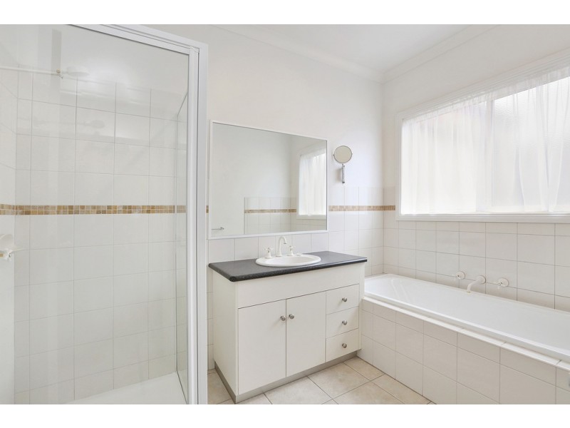 13 Maria Court, Lara VIC 3212