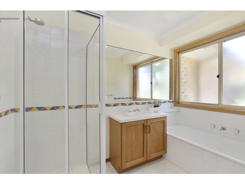 17 Duncan Drive, Lara VIC 3212