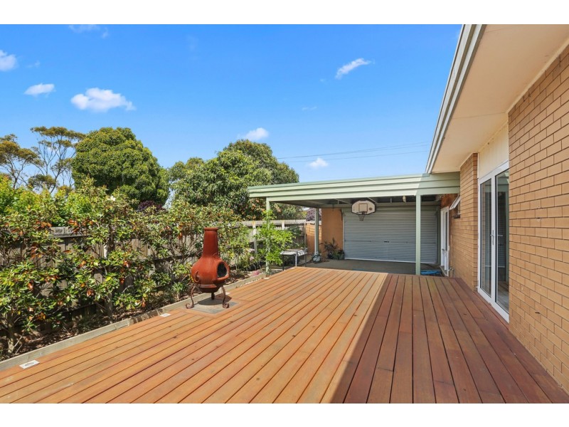 49 Chaucer Street, Hamlyn Heights VIC 3215