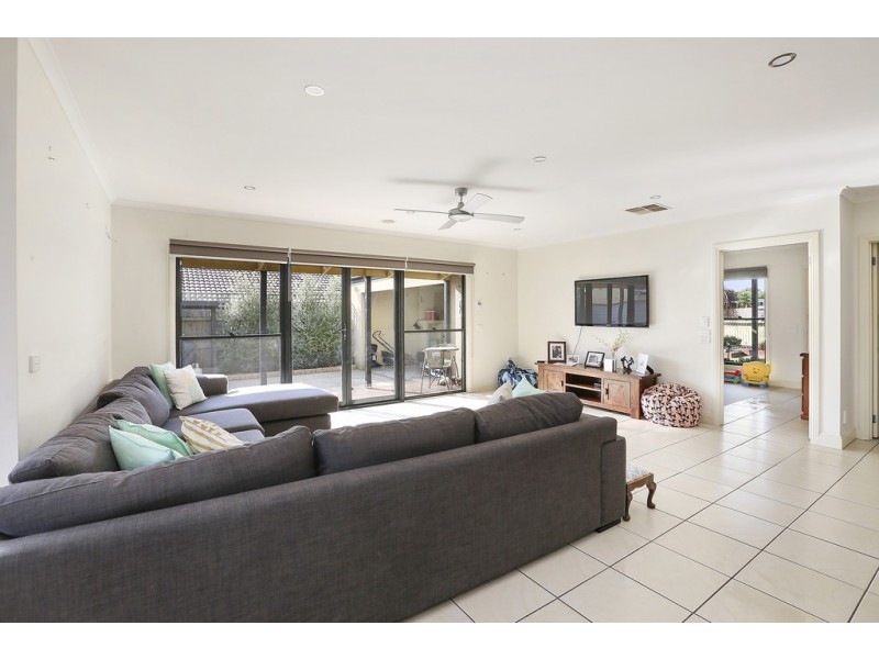 65 Curletts Road, Lara VIC 3212