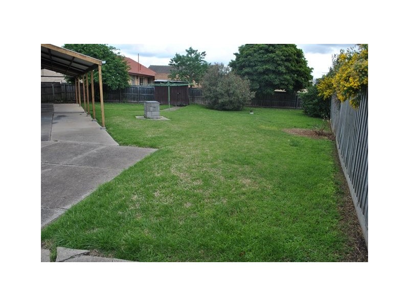 2 Wyoming Avenue, Corio VIC 3214