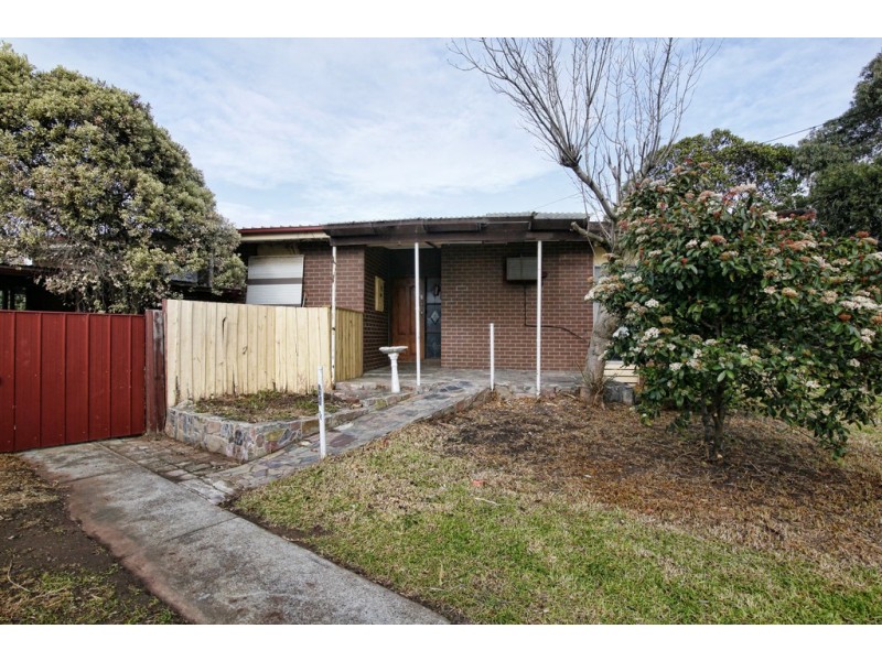 16 Gambier Grove, Corio VIC 3214