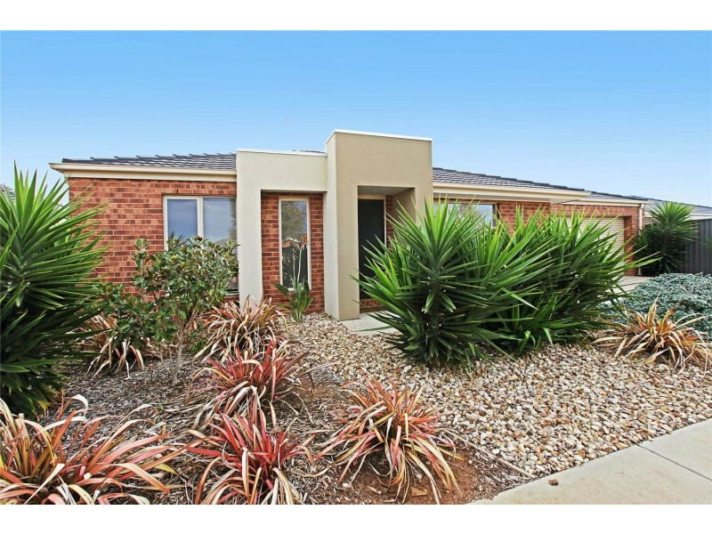 27 Springwater Drive, Lara VIC 3212