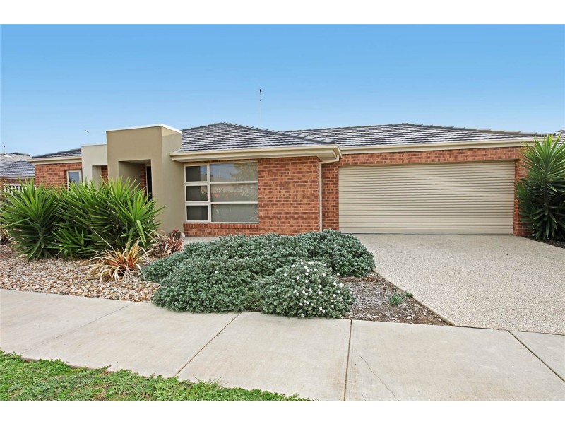 27 Springwater Drive, Lara VIC 3212
