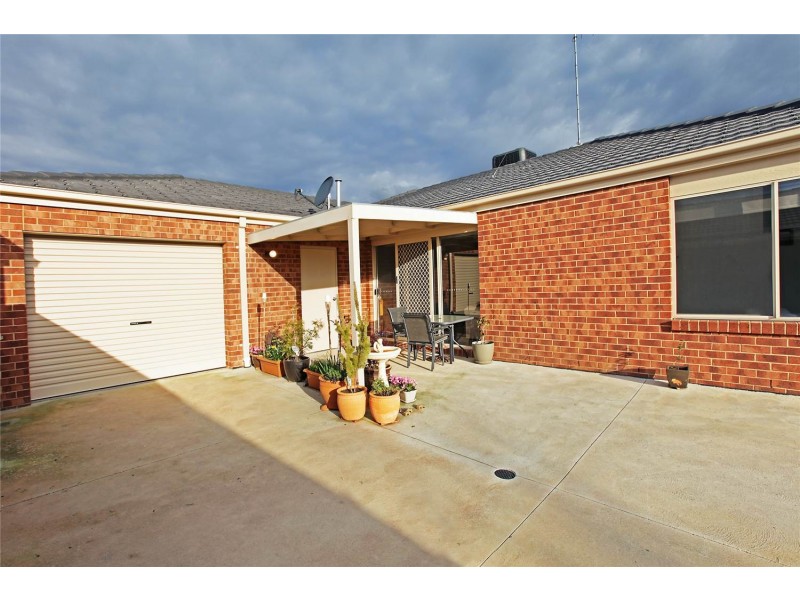 27 Springwater Drive, Lara VIC 3212