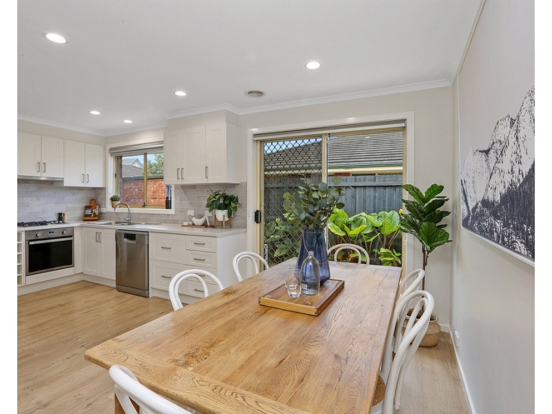 1/14 Archimedes Avenue, Lara VIC 3212