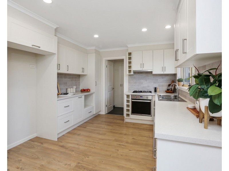 1/14 Archimedes Avenue, Lara VIC 3212