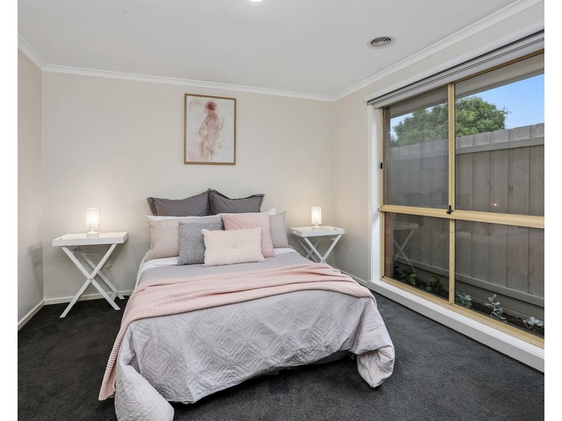 1/14 Archimedes Avenue, Lara VIC 3212
