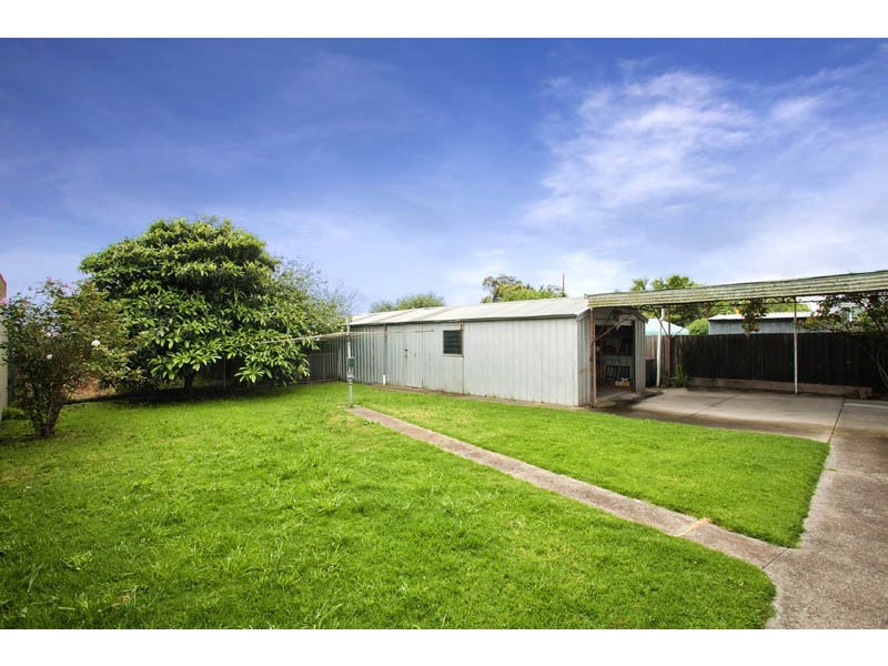 6 Rose Avenue, Norlane VIC 3214