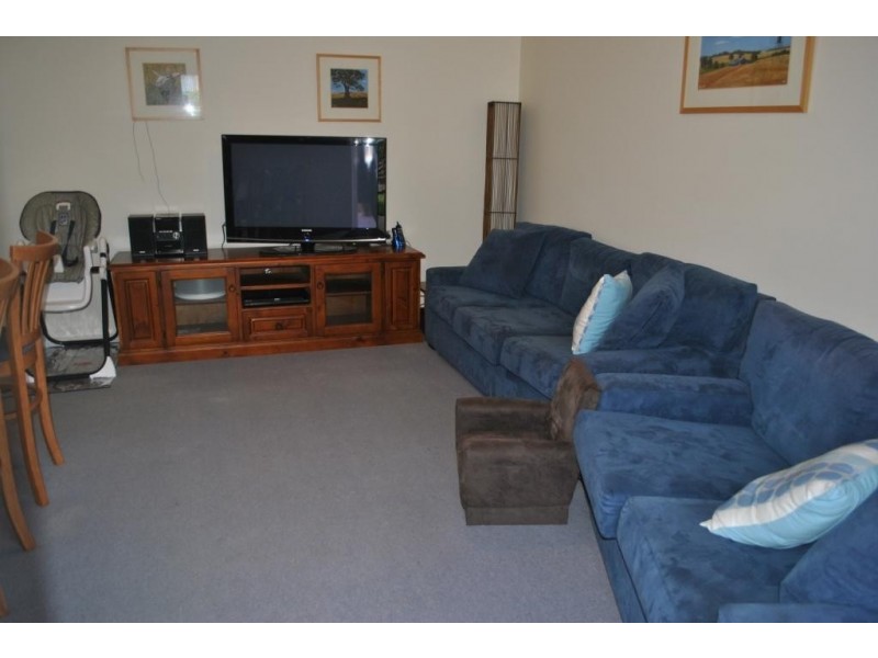 3 Redleaf Close, Lara VIC 3212