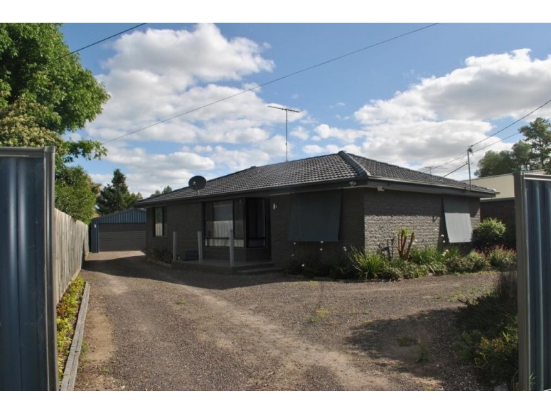 9 Ponds Drive, Lara VIC 3212