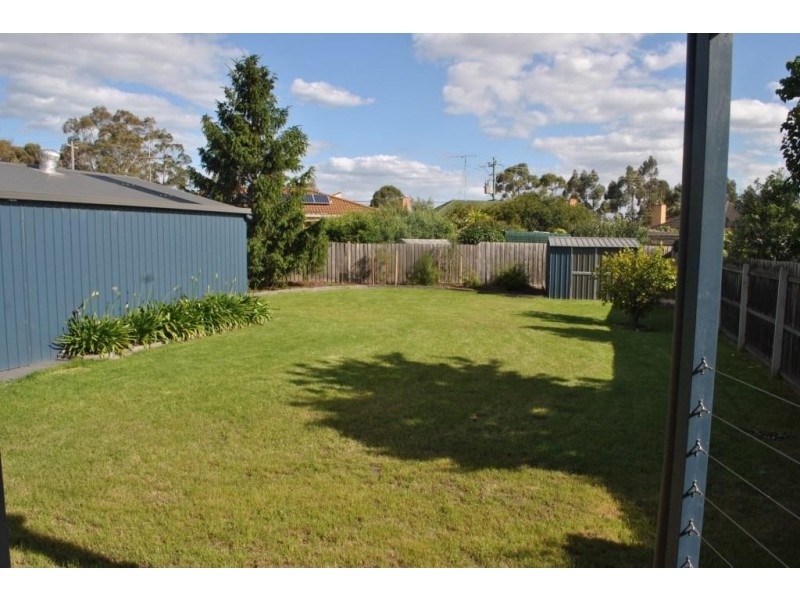 9 Ponds Drive, Lara VIC 3212