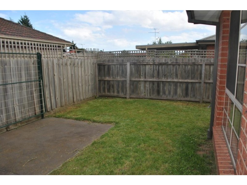 1/24 Stefan Court, Lara VIC 3212