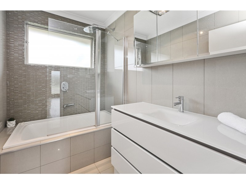 15 Swan Street, Lara VIC 3212