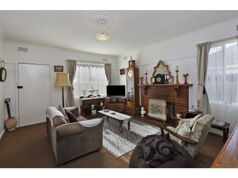 9 Dove Street, Norlane VIC 3214