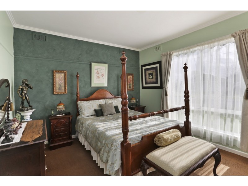 9 Dove Street, Norlane VIC 3214