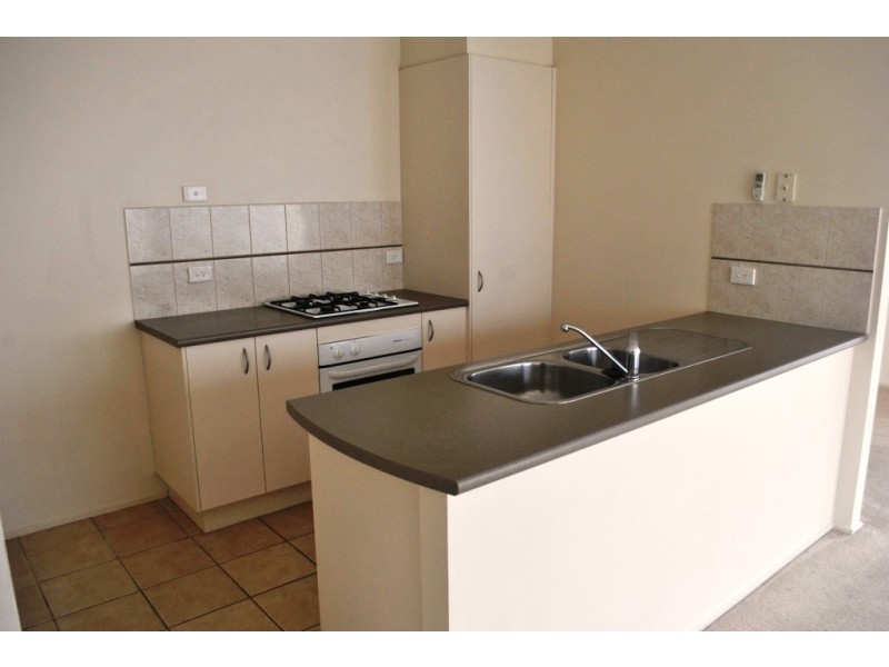 41 Greenleaf Drive, Lara VIC 3212