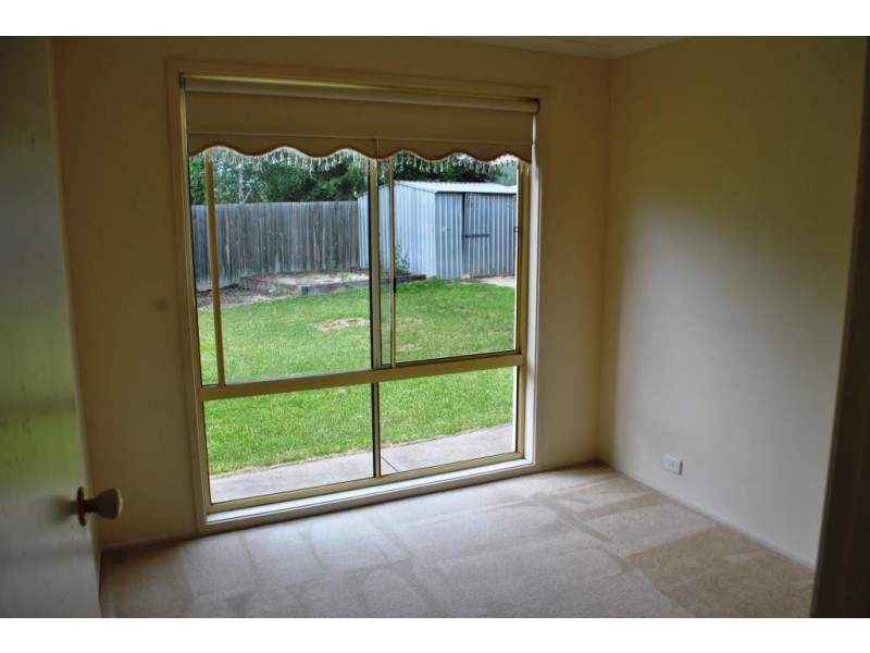 41 Greenleaf Drive, Lara VIC 3212