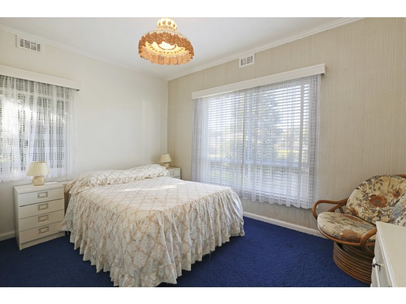 5 Karrin Court, Norlane VIC 3214