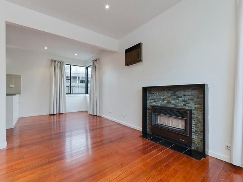 4 Abbey Drive, Lara VIC 3212