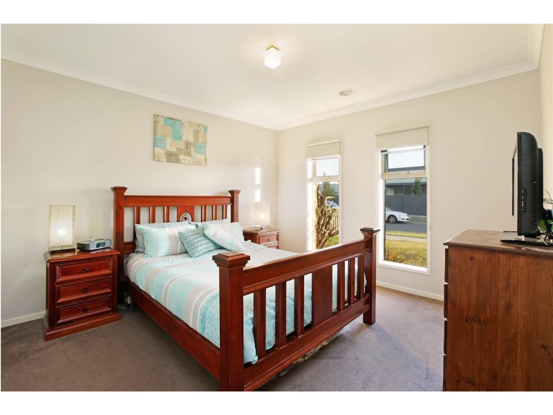 63 Moorhen Drive, Lara VIC 3212