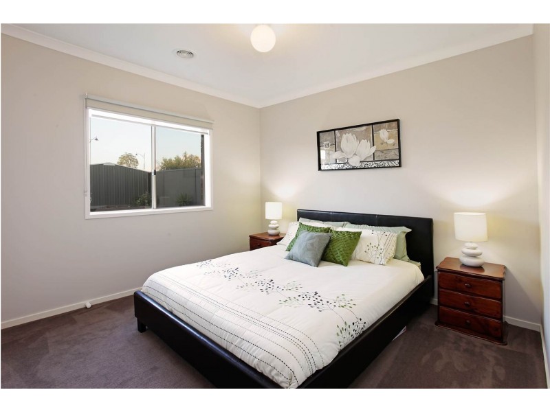 63 Moorhen Drive, Lara VIC 3212