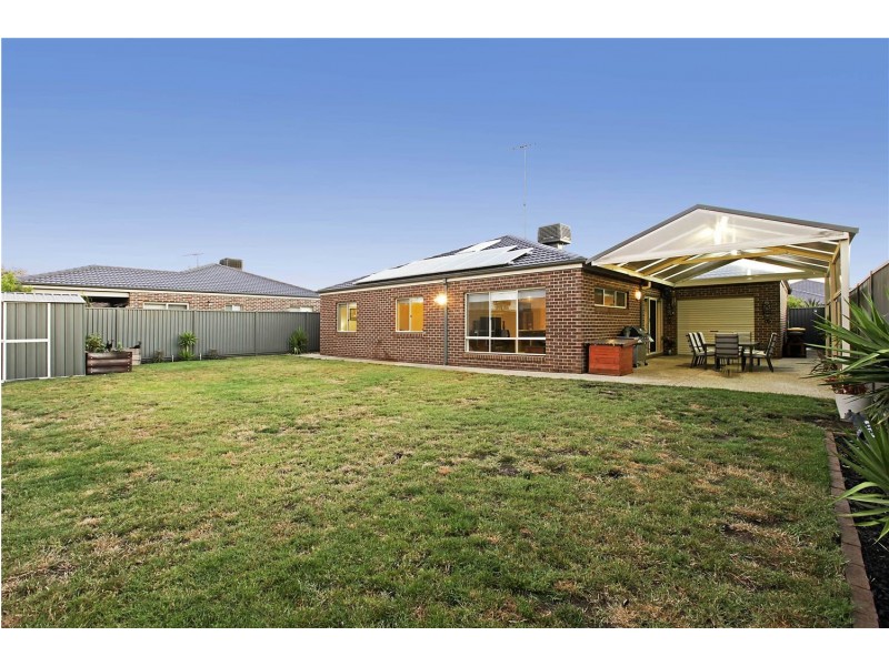 63 Moorhen Drive, Lara VIC 3212