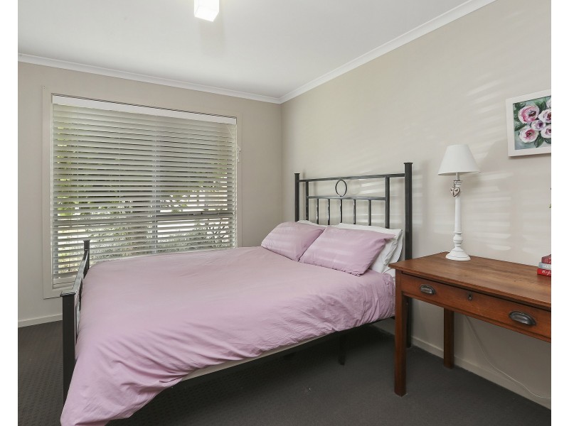 12 Nankeen Avenue, Lara VIC 3212