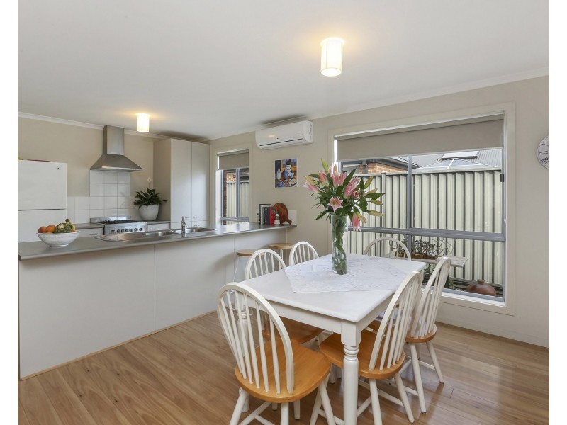 12 Nankeen Avenue, Lara VIC 3212