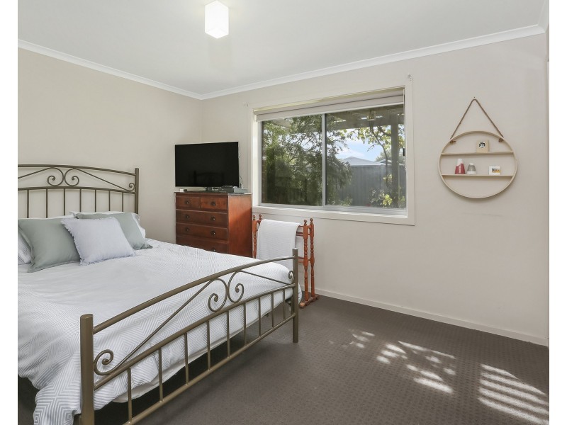 12 Nankeen Avenue, Lara VIC 3212