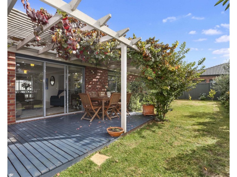 12 Nankeen Avenue, Lara VIC 3212