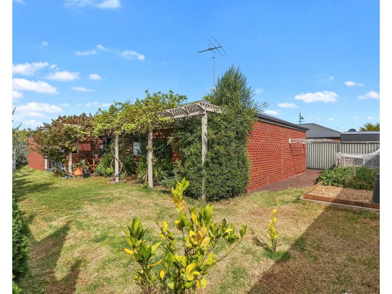 12 Nankeen Avenue, Lara VIC 3212